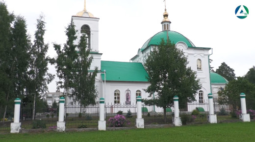 Храм